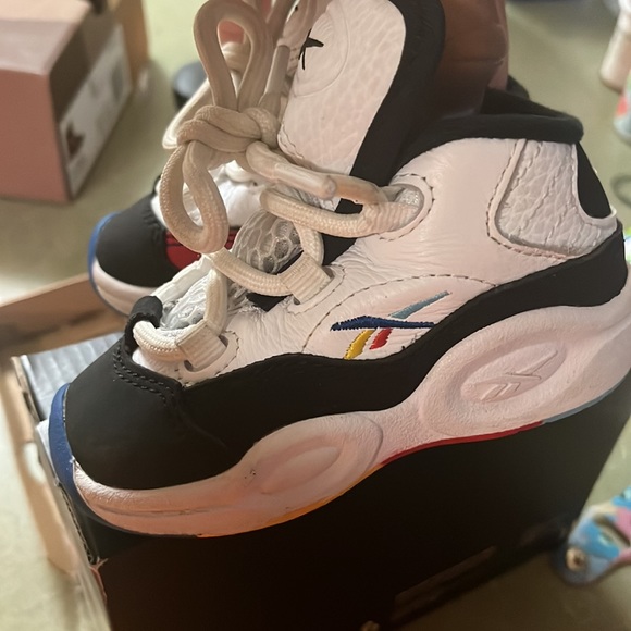 Reebok - Picture 5 of 7